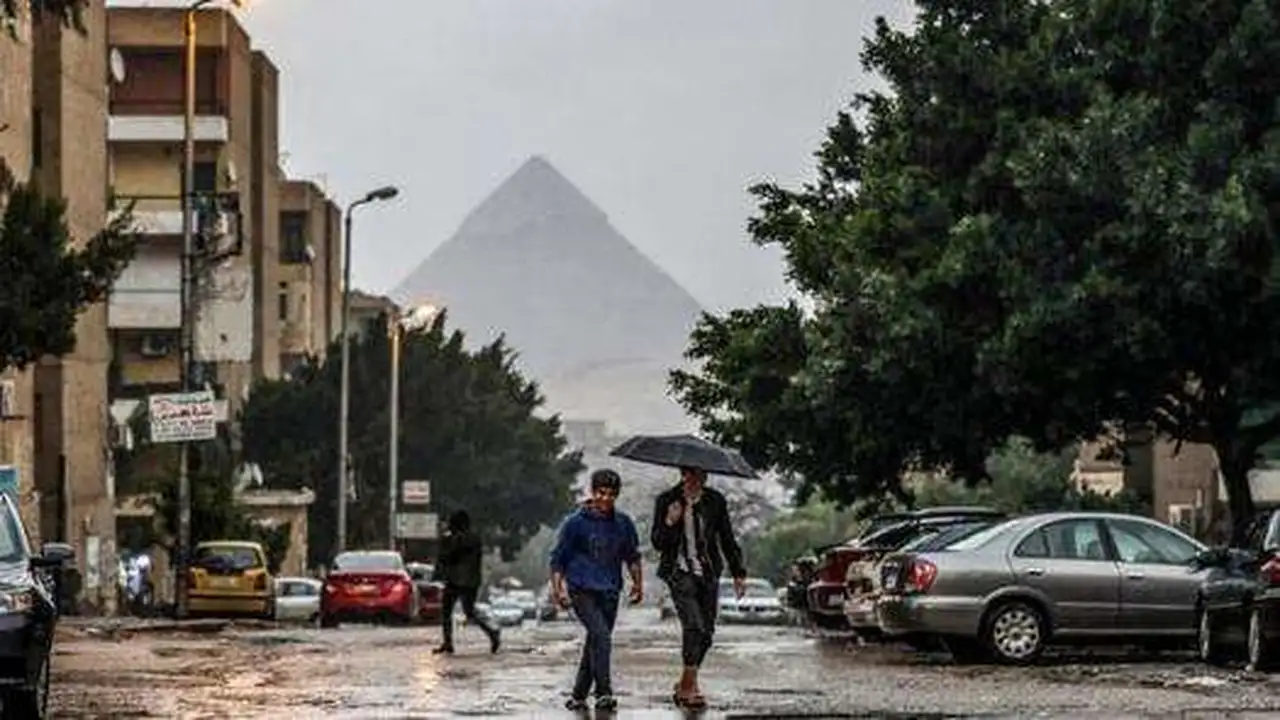 الأرصاد تتوقع سيولاً في سيناء وأمطاراً رعدية على مناطق عدة غدًا الأحد